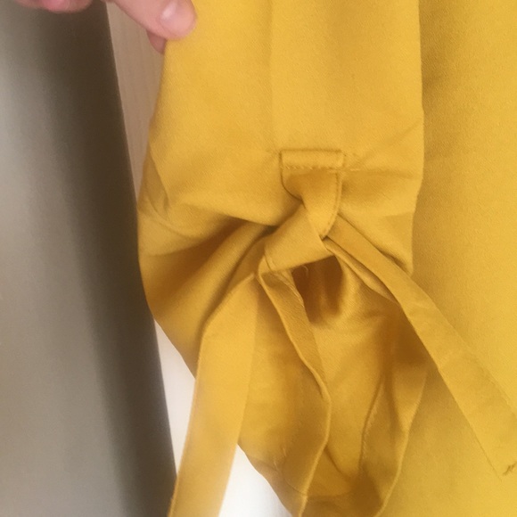 Dress - Picture 7 of 9